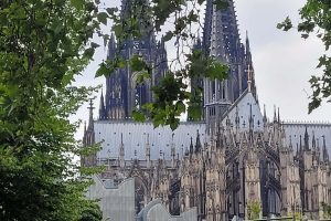 Kleiner Blick auf den Kölner Dom