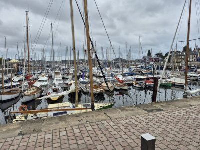 Kleiner Hafen unterwegs